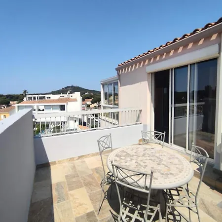 3 For 4 People Appartement